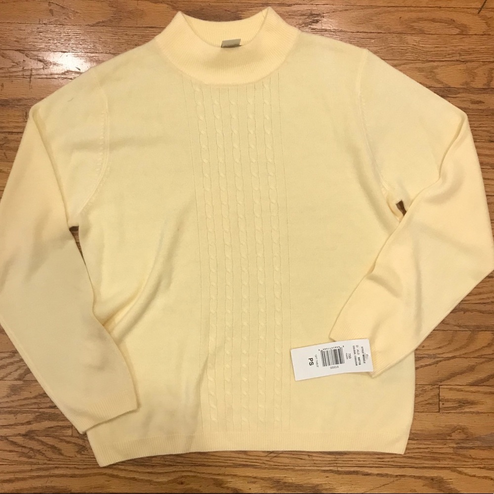 NWT yellow sweater size S